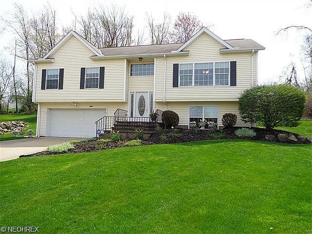 1st image of 4932 Lindsey Ln