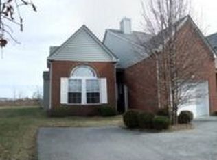 225 Gold Leaf Dr, Christiansburg, VA 24073