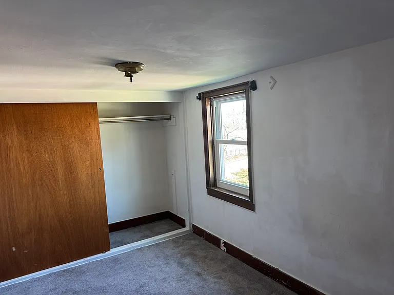 2296 Valley Rd #1 — Photo 4
