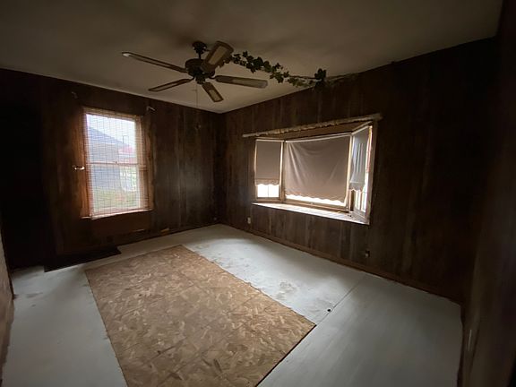 4th image of 801 S Vermillion St
