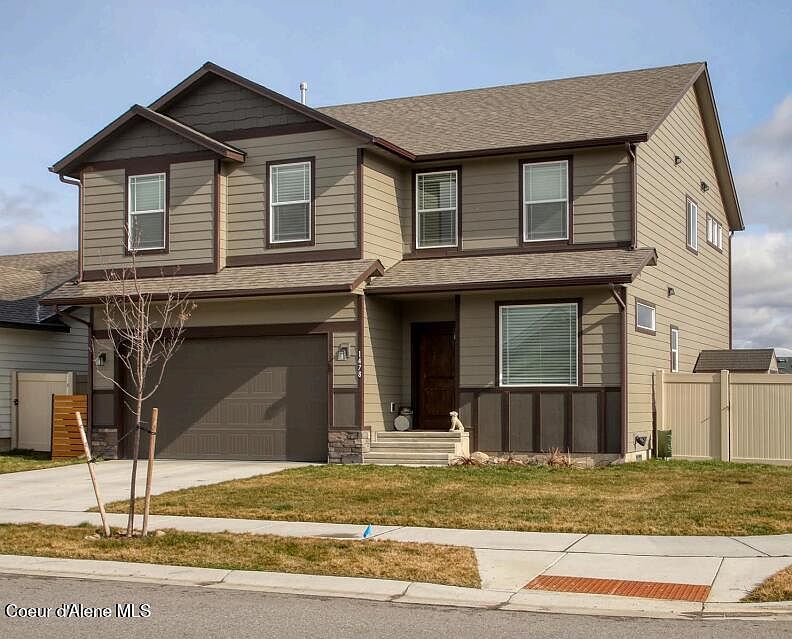 1st image of 1478 N Wollaston Dr