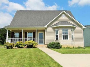 101 Holland Cir, Waynesboro, VA 22980