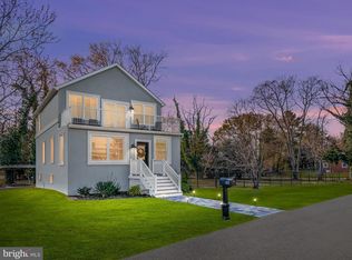 2183 Lake Dr, Pasadena, MD 21122