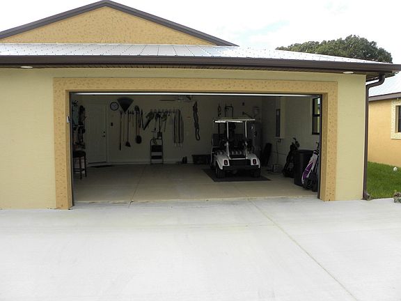 4th image of 14947 Aguila Ave