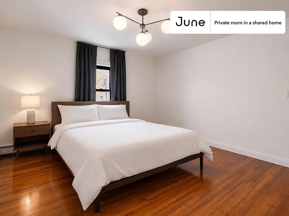 132 Chiswick Rd #2C
