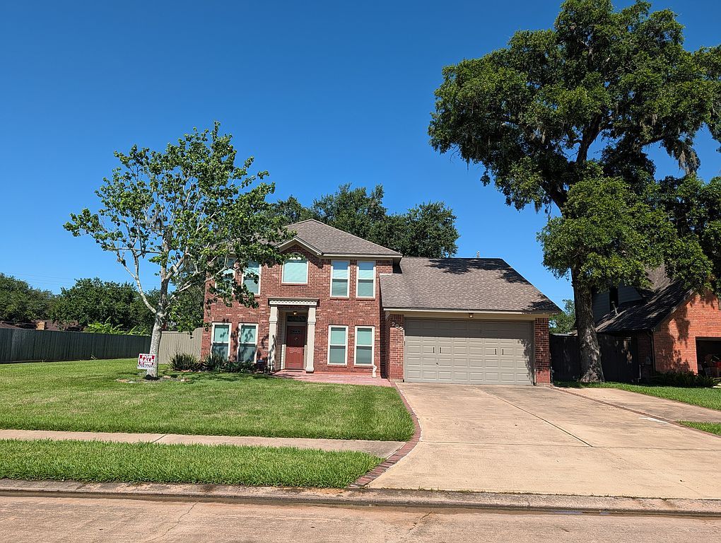205 Peppermint Dr - Property Image