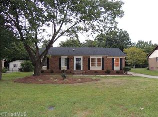 2625 Pine Lake Dr, Greensboro, NC 27407