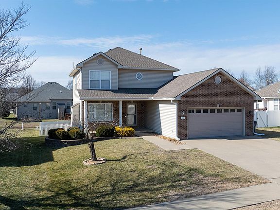 2nd image of 106 Katy Cir