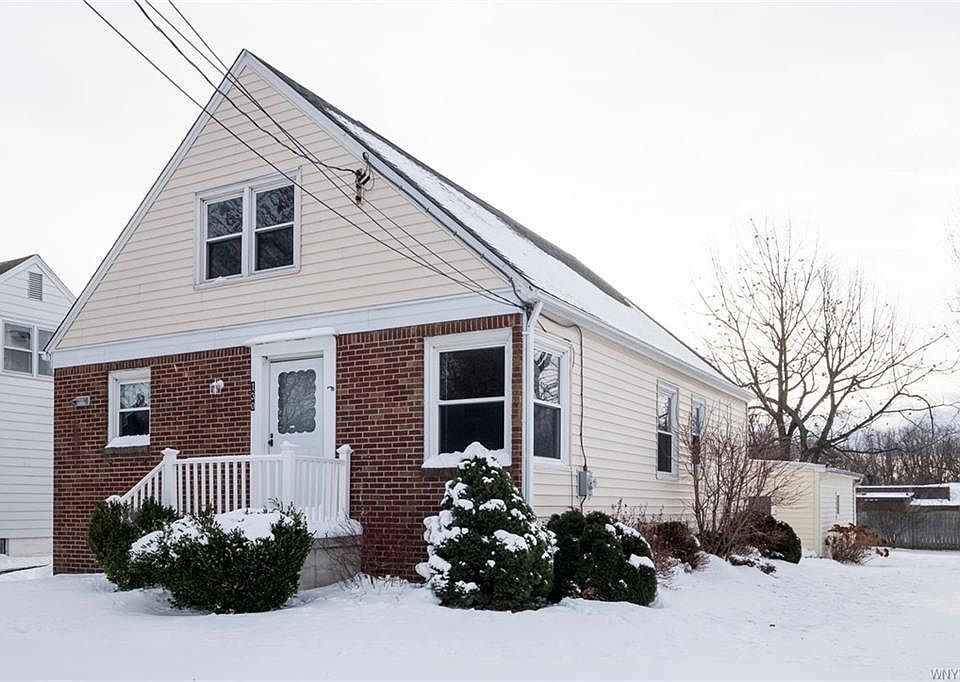 1st image of 130 Milton St