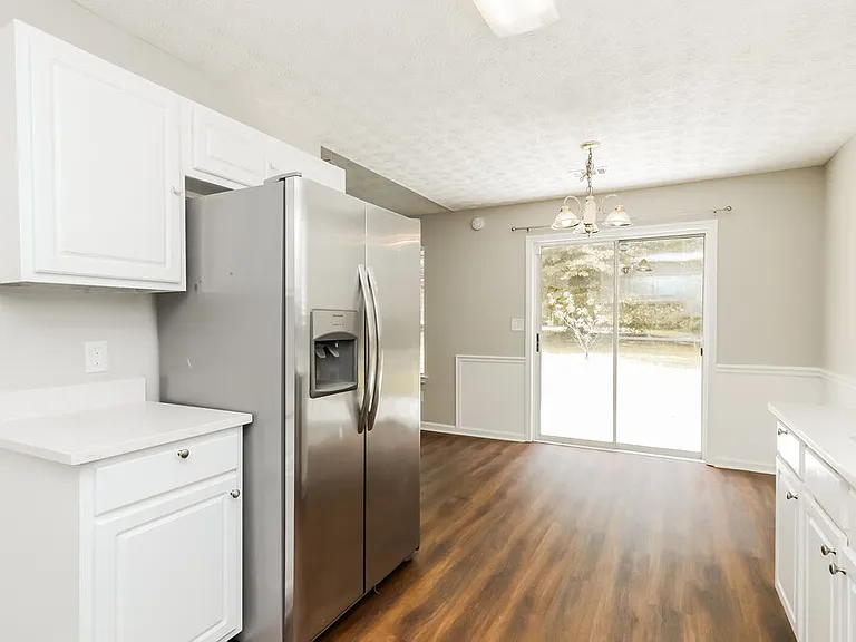 1716 Graystone Dr — Photo 8