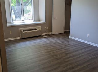 1201 Wells St APT C, Lake Geneva, WI 53147