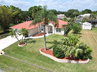 1345 Roulette St, Sebastian, FL 32958