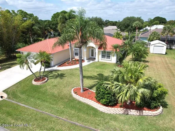 1345 Roulette St, Sebastian, FL 32958