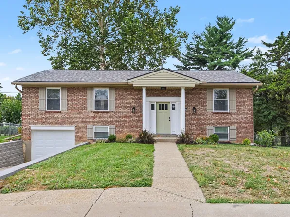 115 College Park Dr, Crestview Hills, KY 41017