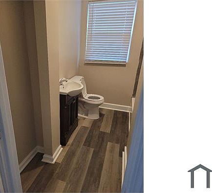 2nd image of 12 Courtland Dr