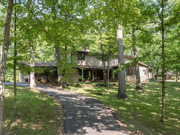 6243 Hillcrest Ln, Indianapolis, IN 46220