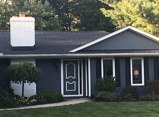 28125 Louise Dr, Solon, OH 44139