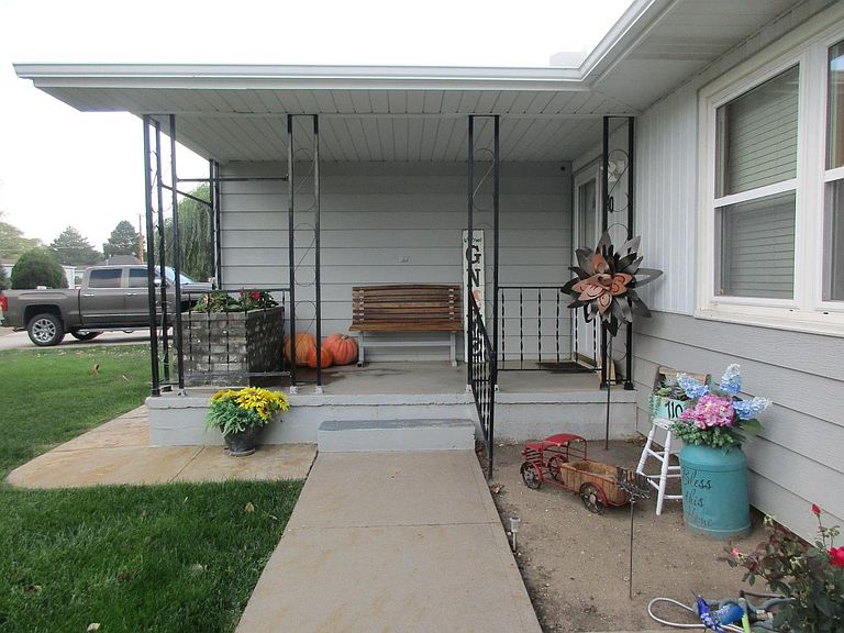 Listing photo 5