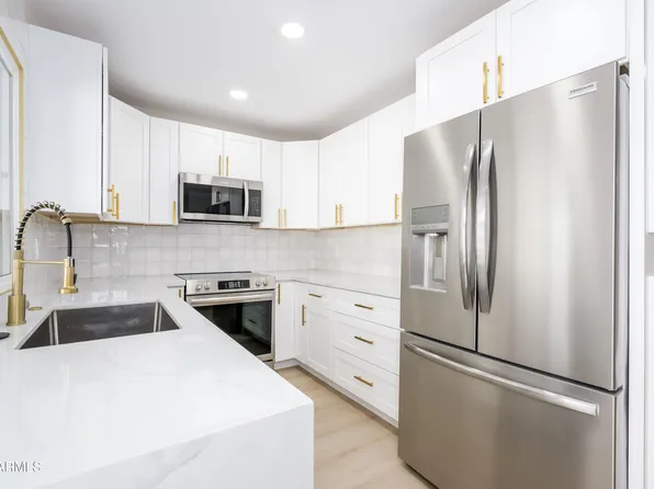8341 E KEIM Drive, Scottsdale, AZ 85250