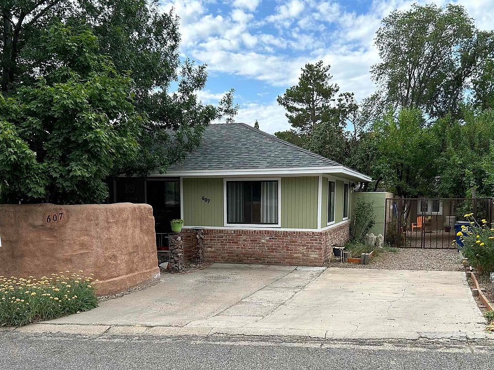 1st image of 607 W 13th St