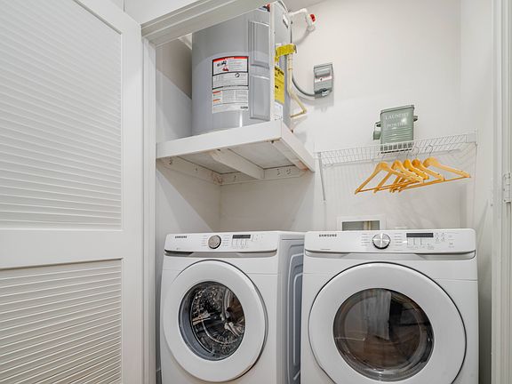 5th image of 701 Oak Park Dr #1209
