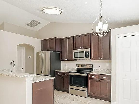 5th image of 5626 Brookdale Way