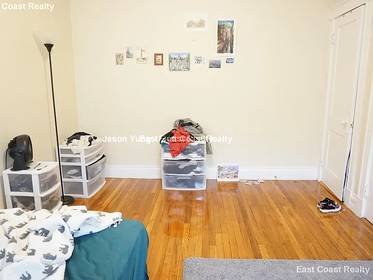 220 Kelton St #9 — Photo 11