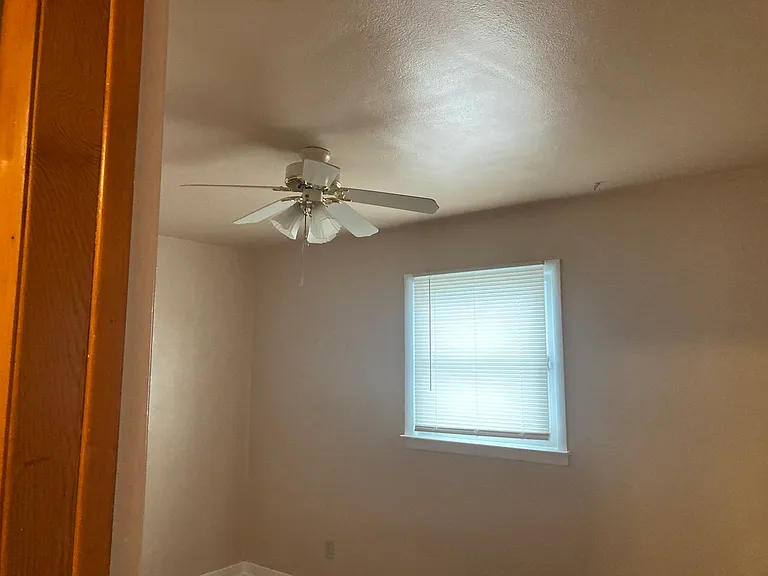 1409 Mittendorf Dr — Photo 18