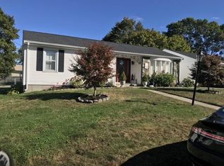 192 Delaware Ave, Somerset, MA 02726