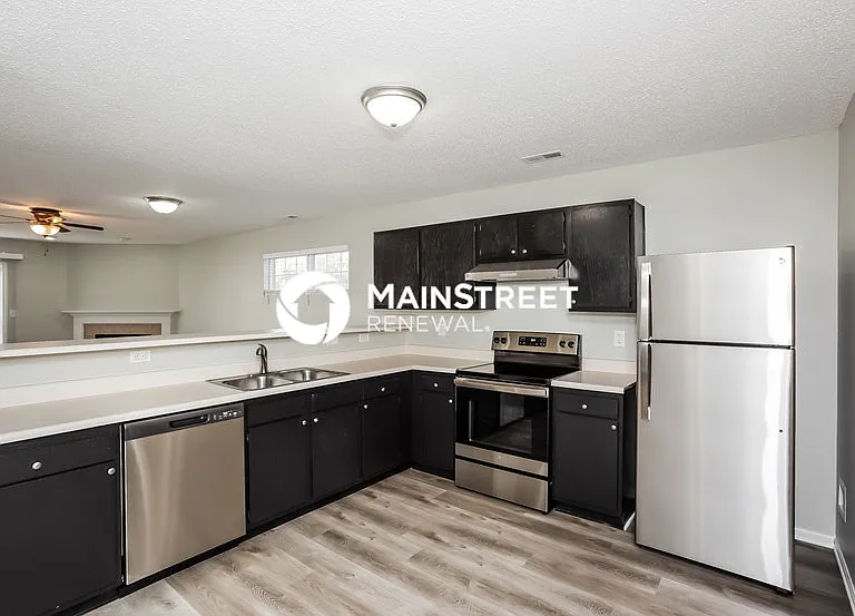 4550 Riverbrook Ln — Photo 6
