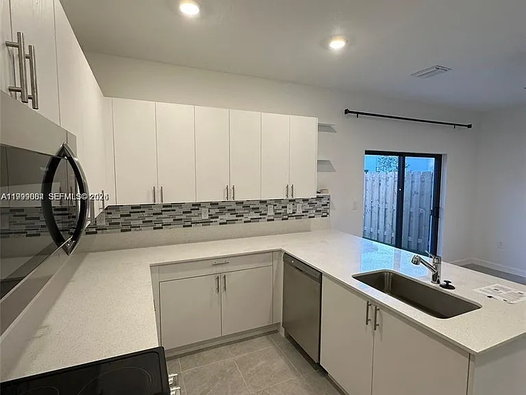12866 SW 232nd Ter — Photo 7