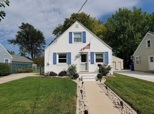 230 S Lee St, Appleton, WI 54915