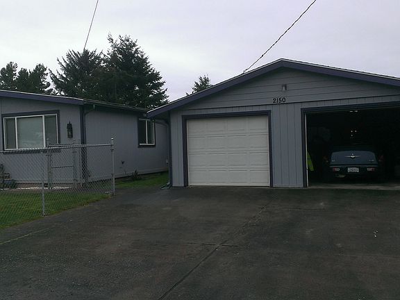 3rd image of 2150 Lagoon Ave