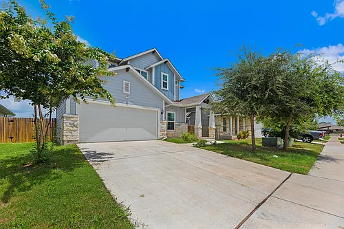 310 Rimrock Ct Photo 1