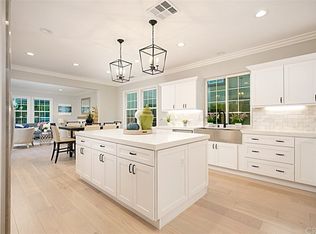 38 Hallcrest Dr, Mission Viejo, CA 92694