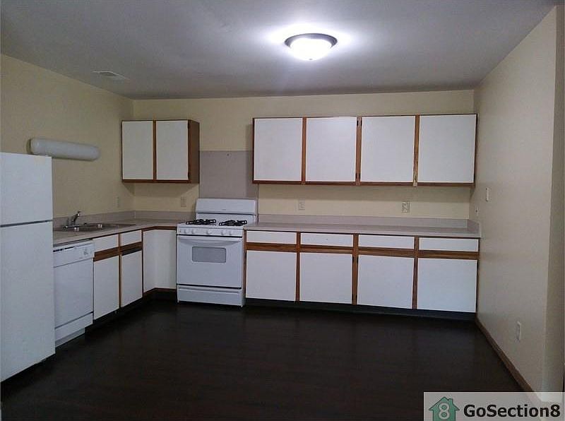 1st image of 2837 Silent Wood Trl APT 6