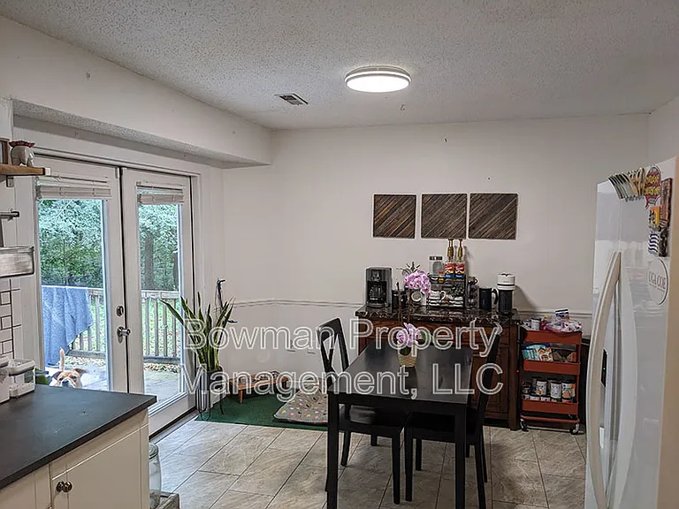 155 Rachel Way — Photo 8