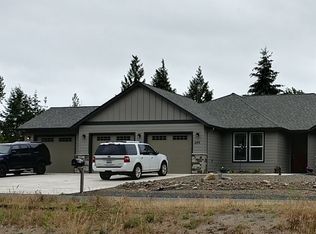 209 Columbia Point Rd, Longview, WA 98632