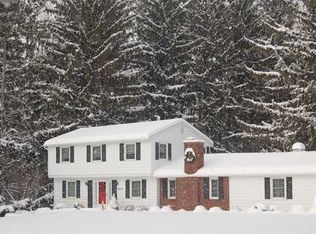 6049 Slocum Rd, Ontario, NY 14519