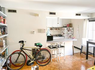 854 W Altgeld St #1733125, Chicago, IL 60614