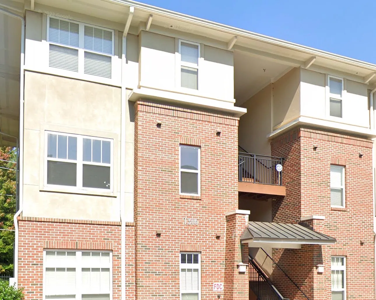2 bed, 1000 sqft, $1,995 — Photo 1