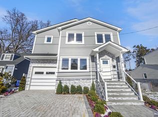 109 Willow St, Elmwood Park, NJ 07407