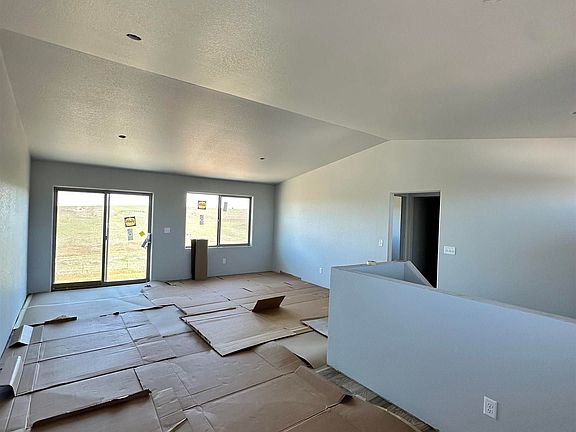 3rd image of 542 Denali Dr