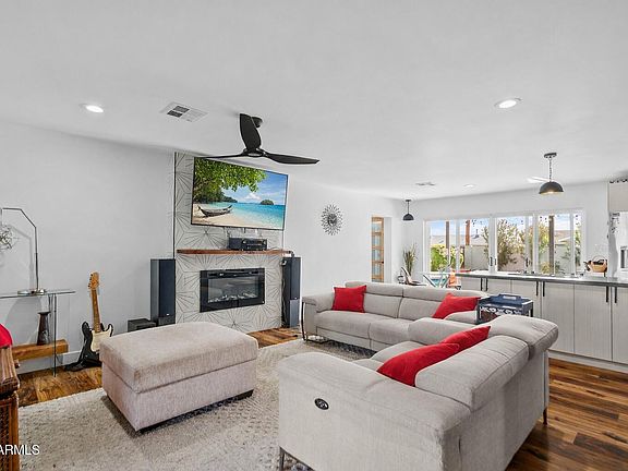 2nd image of 7647 E CATALINA Drive