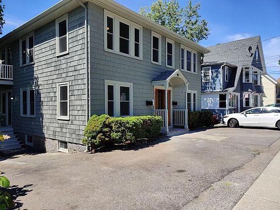 2nd image of 183 Whitwell St #1