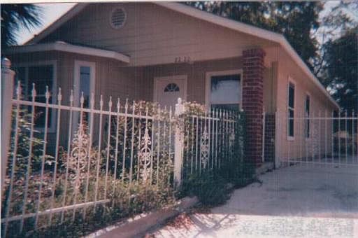 2nd image of 2220 S LAREDO ROAD