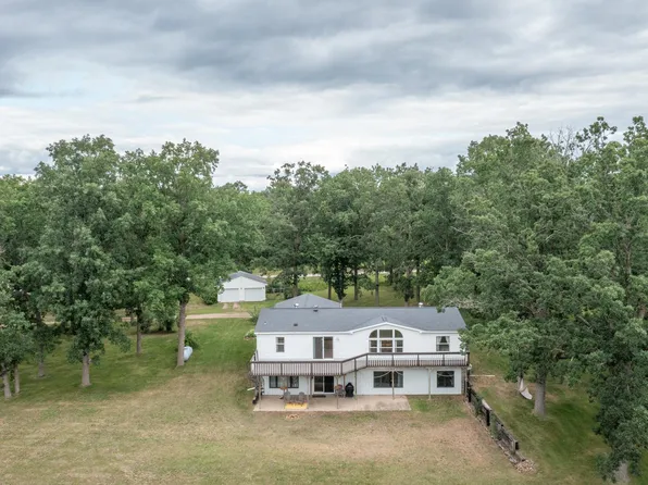 14956 Rosewood Dr, Brainerd, MN 56401