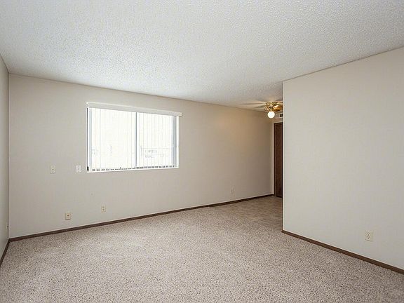 2nd image of 2338 East St