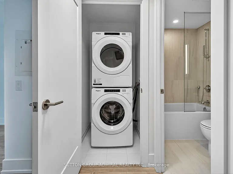 858 Dupont St #534 — Photo 22