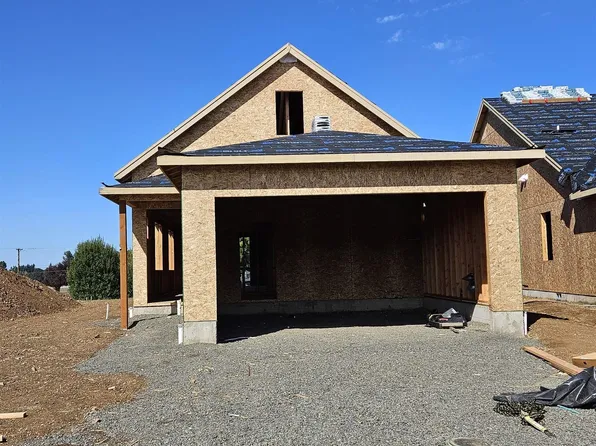 880 Chestnut Way, Silverton, OR 97381